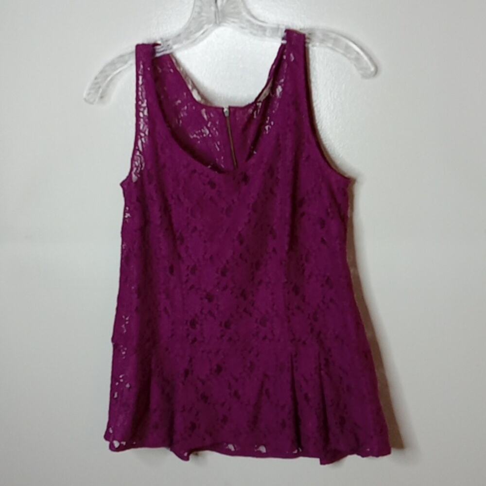 Cabi Women's Lace Purple Small Sleeveless blouse. Dressy, Office.